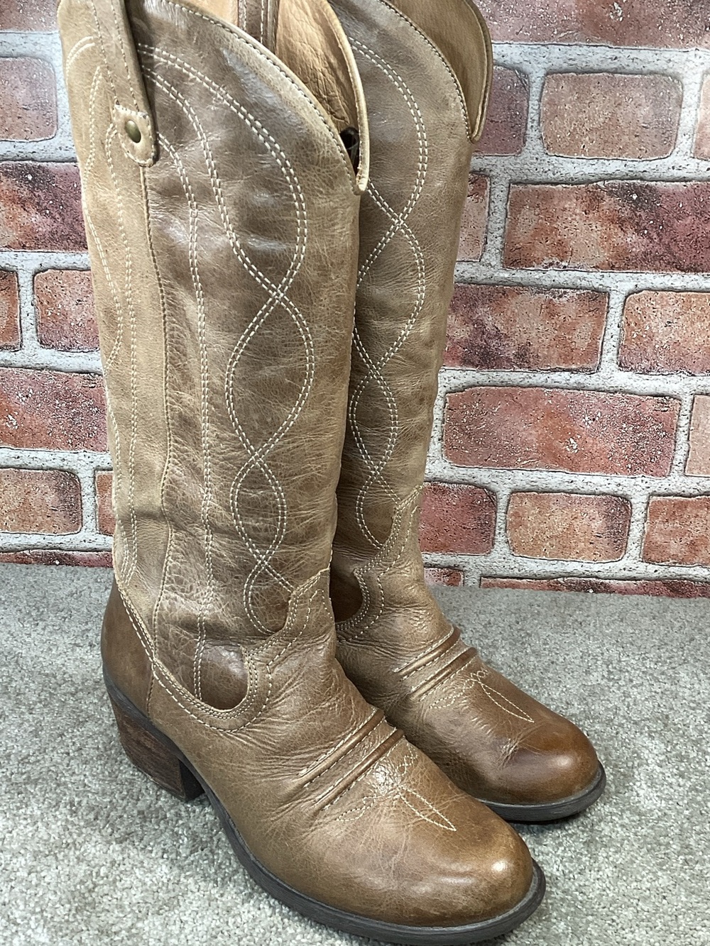 Nurture by Lamaze womens mid calf western boots size 10